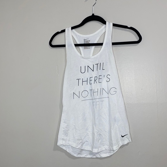 🌷Motivational Nike tank top! - Picture 2 of 7